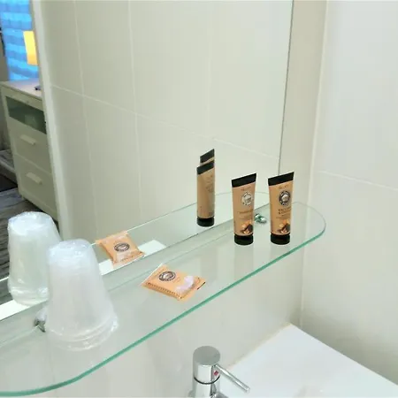 Hotel Formule Etape A Les Mimosas 3*